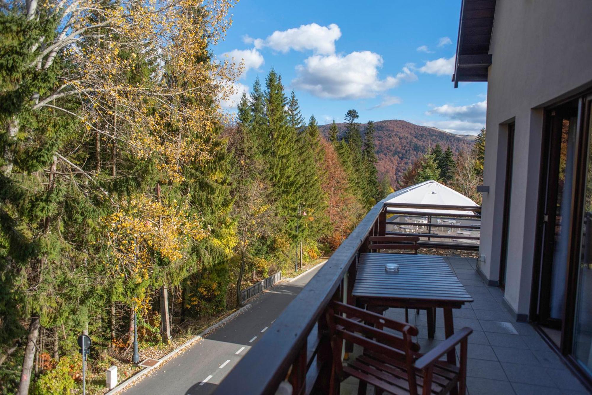 Paj Hotelul Retreat & Spa Sinaia Ngoại thất bức ảnh
