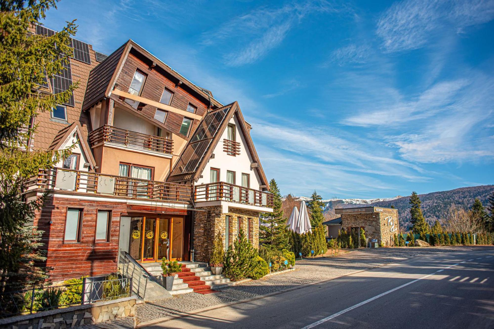 Paj Hotelul Retreat & Spa Sinaia Ngoại thất bức ảnh