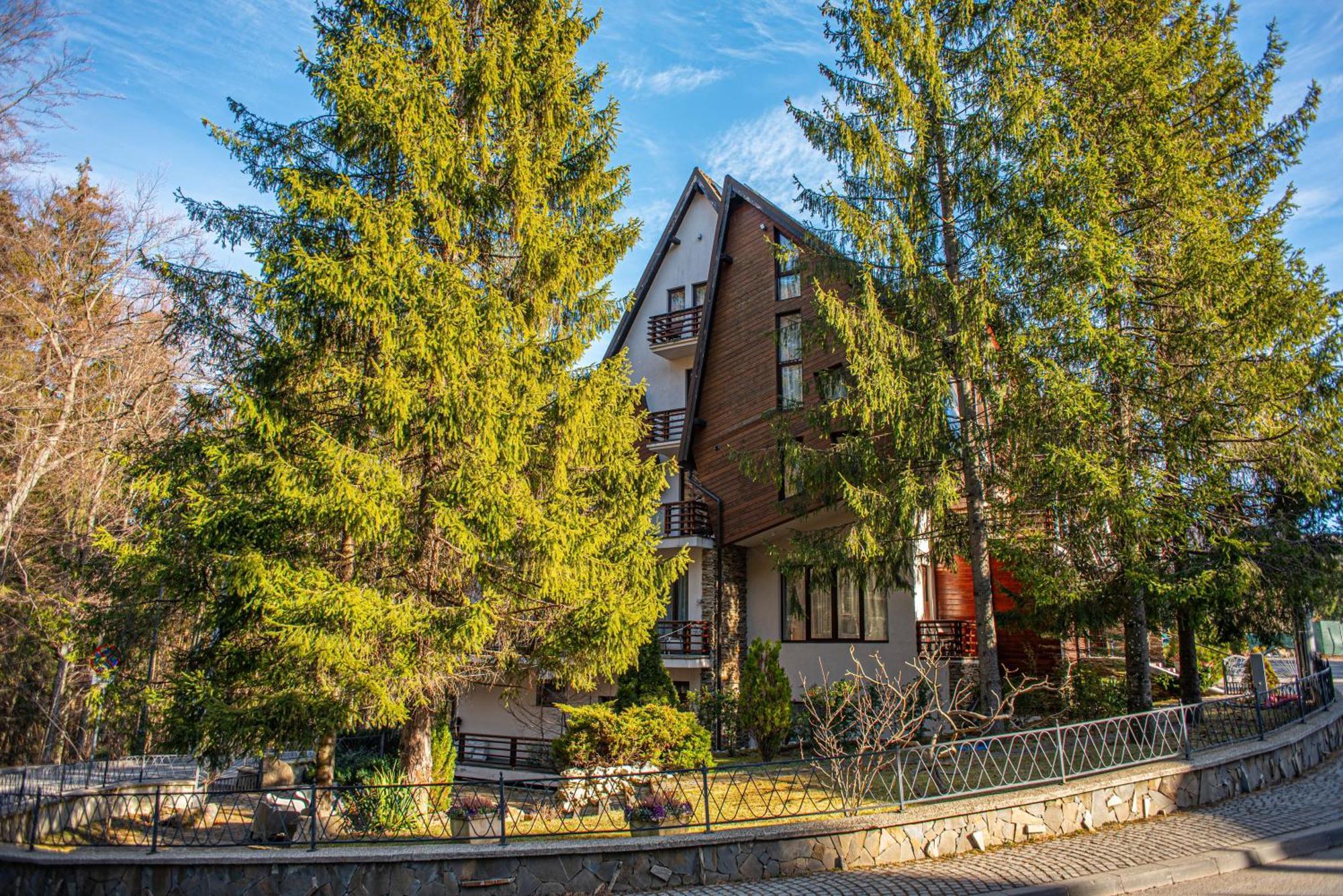 Paj Hotelul Retreat & Spa Sinaia Ngoại thất bức ảnh