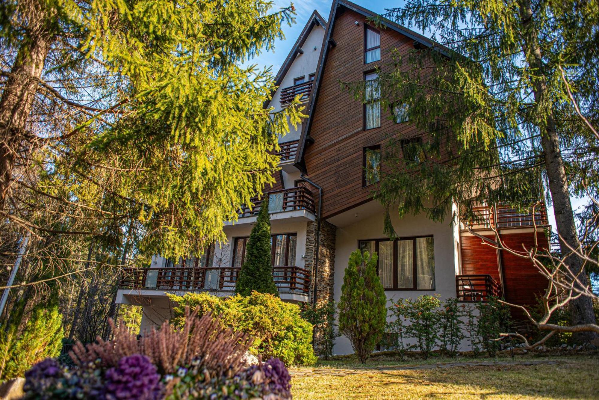 Paj Hotelul Retreat & Spa Sinaia Ngoại thất bức ảnh
